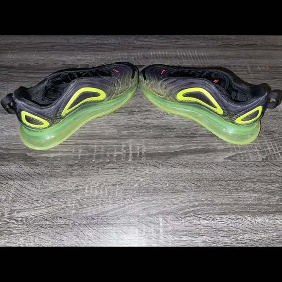 COPY - Nike Air Max 720 (GS) size 6.5Y - Picture 5 of 6